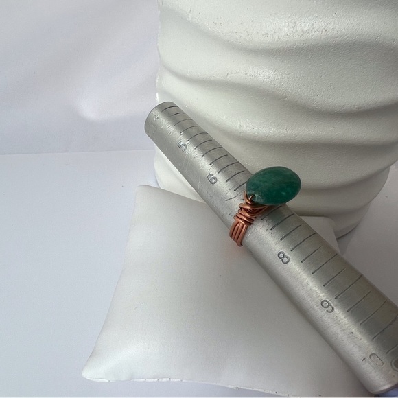 GREEN Quartz Copper Wire Wrap Ring - Picture 5 of 11